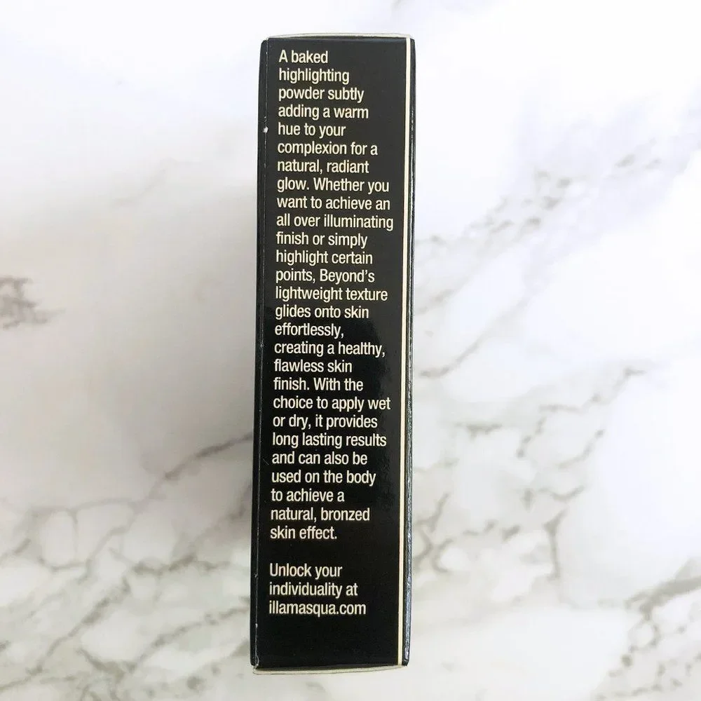NIB Illamasqua Beyond Powder Highlighter in Daze